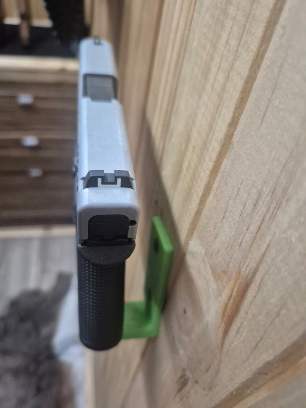 CZ & Glock 9mm+40 S&W Gun Hanger