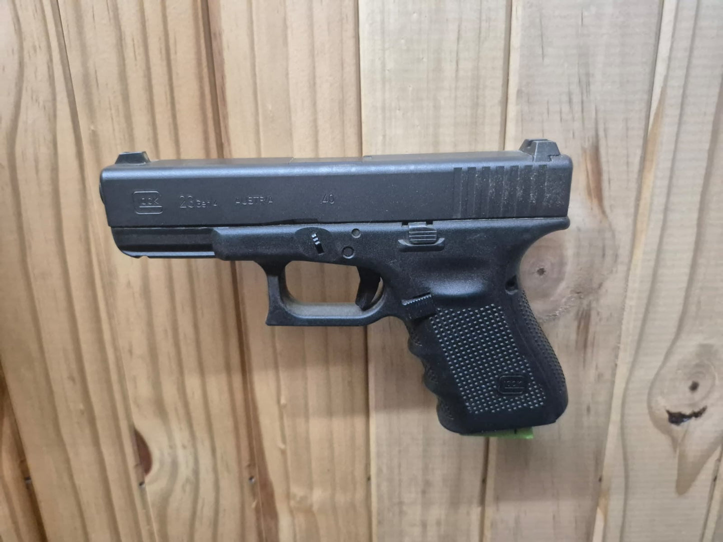 CZ & Glock 9mm+40 S&W Gun Hanger